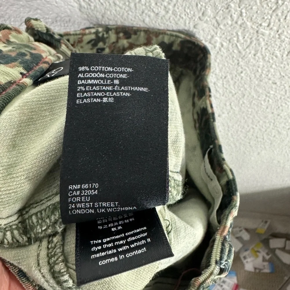 Anthropologie Pilcro and the Letterpress Camo Button Fly Skinny Stretch SZ 28